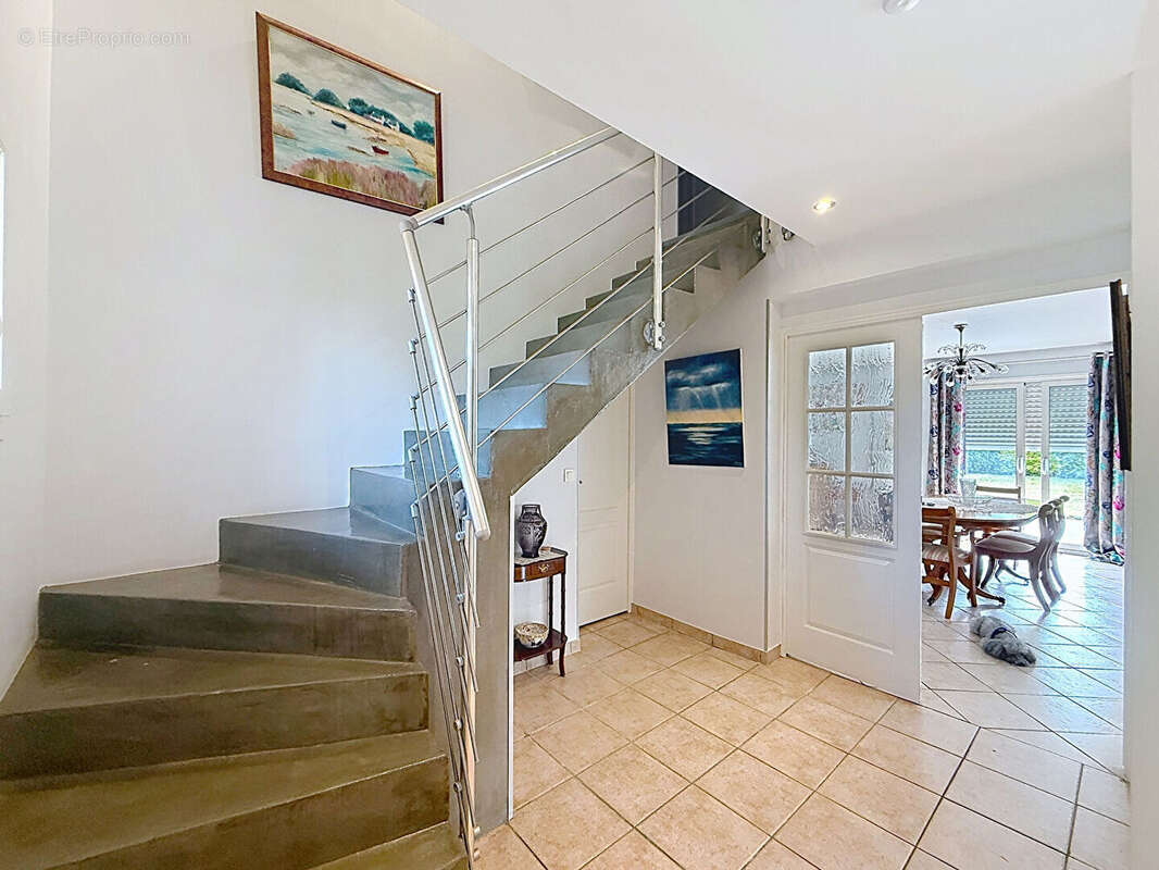 EXCLUSIVITE - LION-SUR-MER - maison de 6 chambres - photo 5
