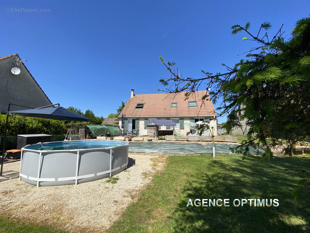 Maison à COURLON-SUR-YONNE