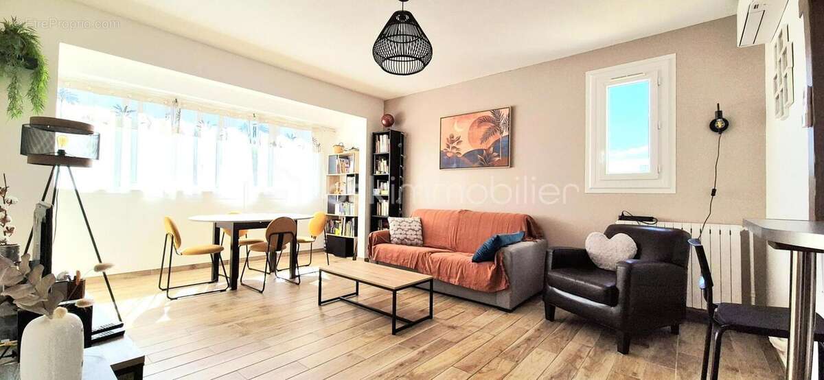 Appartement à HYERES