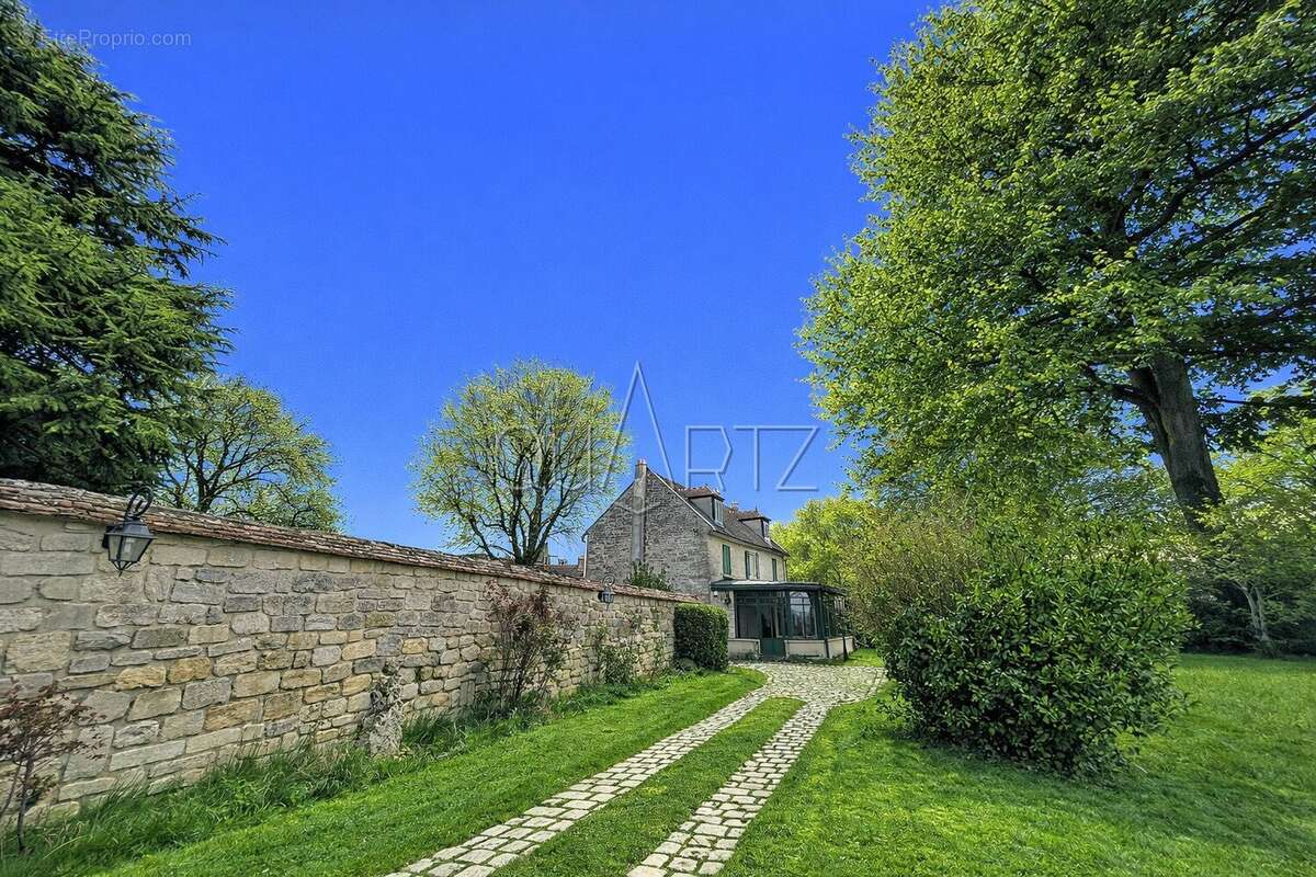 Maison à HARAVILLIERS