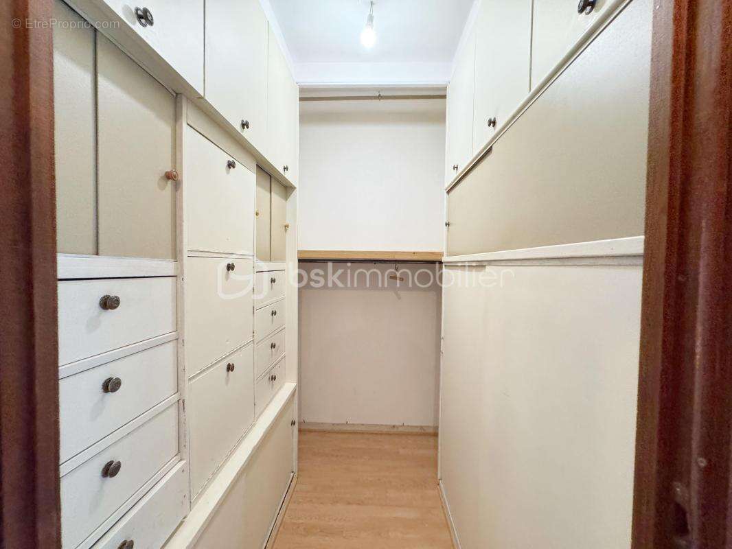T4 traversant de 107,69 m², 3 chambres avec vue, rénové - photo 18
