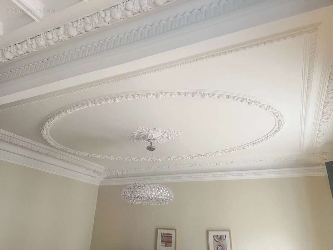 Appartement à PARIS-19E