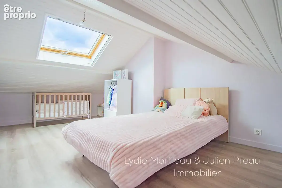Maison familiale 6 pièces (167m²) et jardin arboré - photo 8