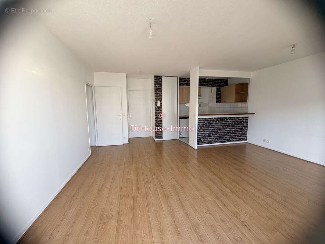 Appartement à MANTES-LA-JOLIE