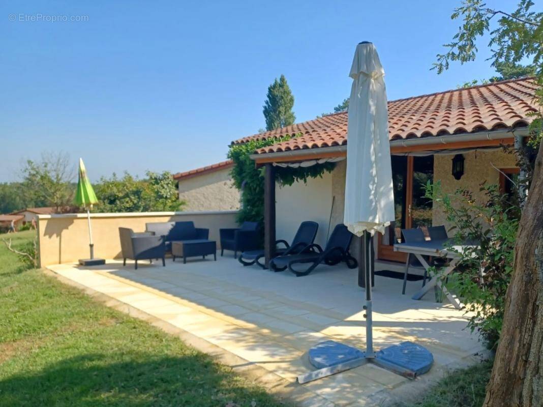 Maison à GOURDON