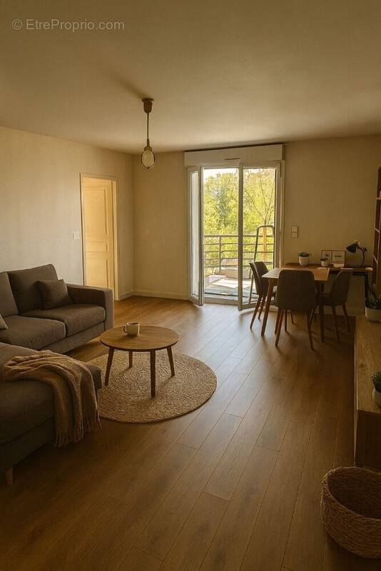 Maison à MONTLOUIS-SUR-LOIRE