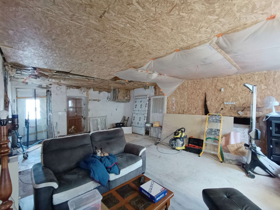 Maison à ENTRAINS-SUR-NOHAIN