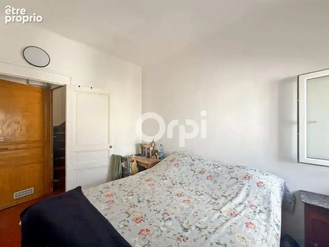 ** T2 - vue mer - Centre-ville La Ciotat ** - photo 10
