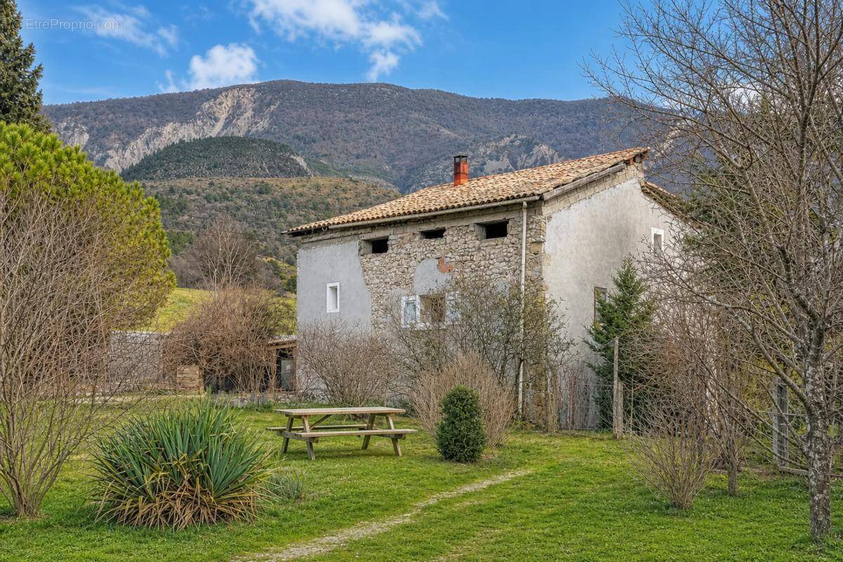 Maison à THOARD