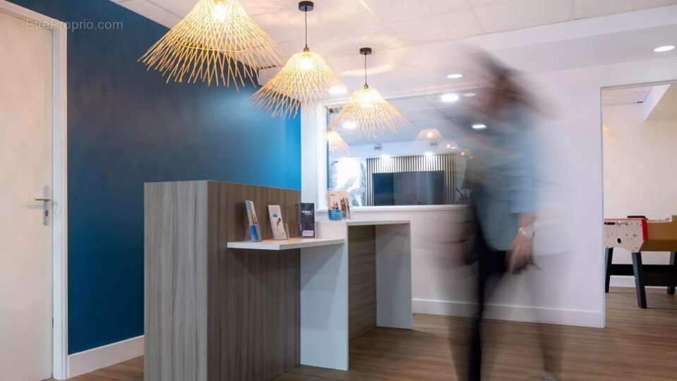 INVESTISSEMENT LOCATIF  AIX EN PROVENCE  Résidence Etudiante Nemea Appart'Etud Aix Sainte Victoire - 5.58 % de rentabilité - photo 6