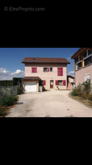 Appartement à SAVOUGES