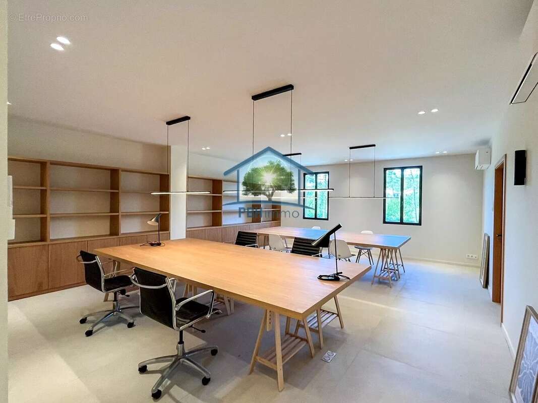 Appartement à LA MOLE