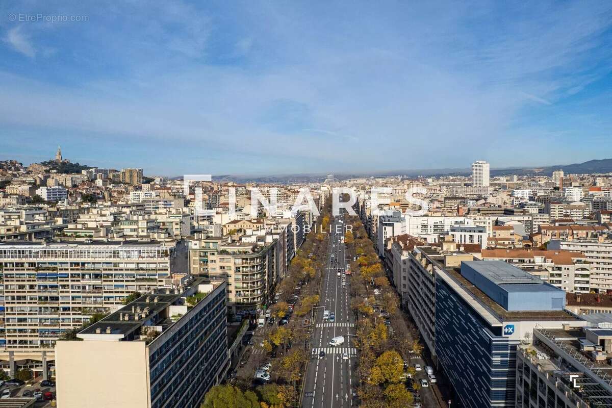 Appartement à MARSEILLE-8E