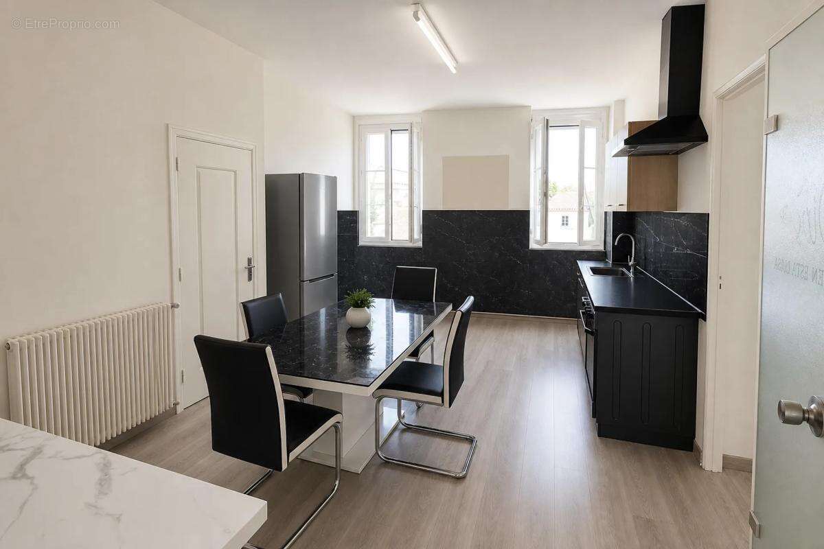 Maison à SAINT-ESTEPHE
