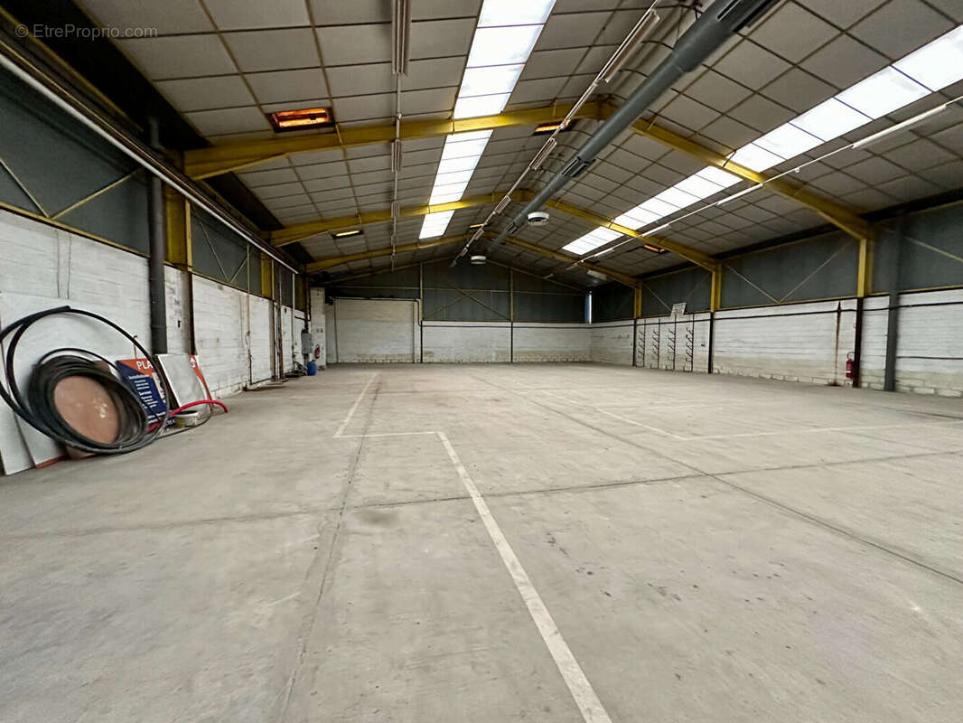 Commerce à SAINT-QUENTIN