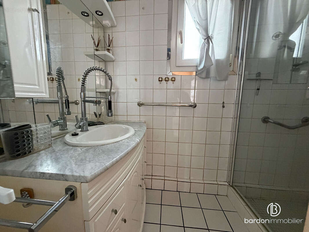 Maison 4 pièces - 55 m² - centre bourg St-Étienne de Mer-Morte - photo 8