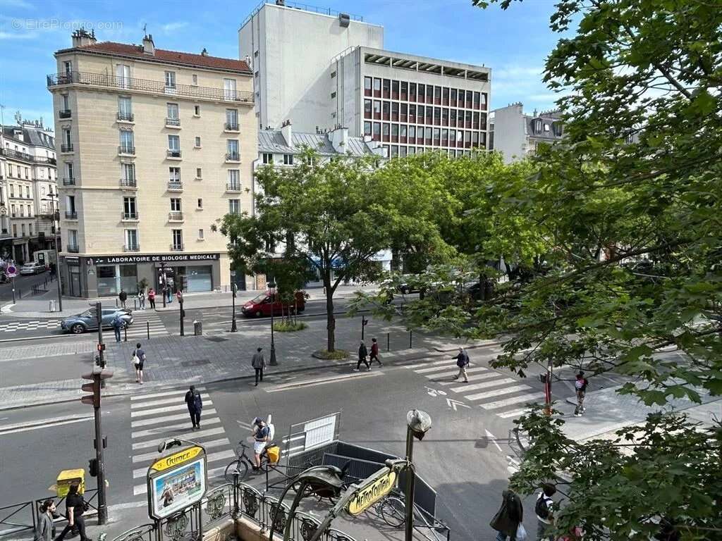 Appartement à PARIS-19E