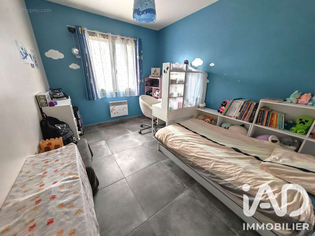 Photo 7