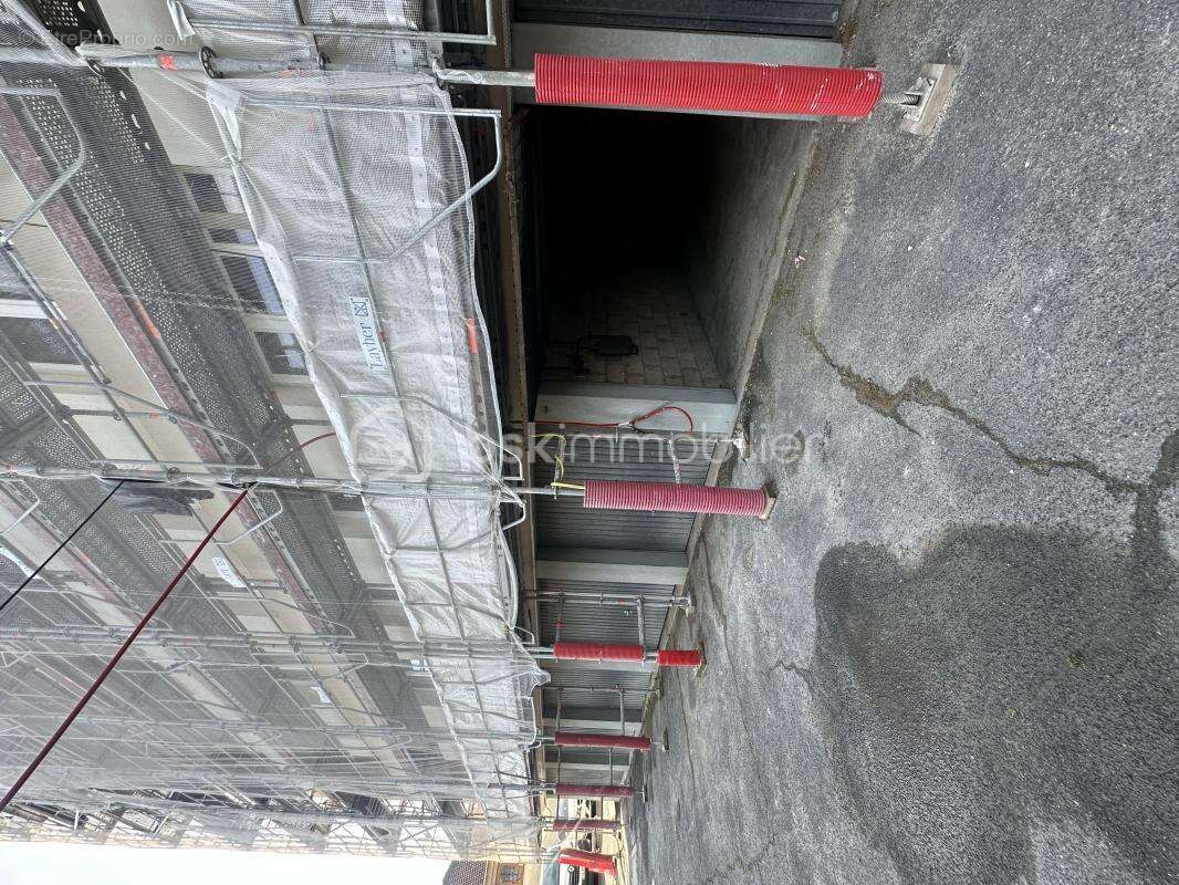 Parking à BEZONS