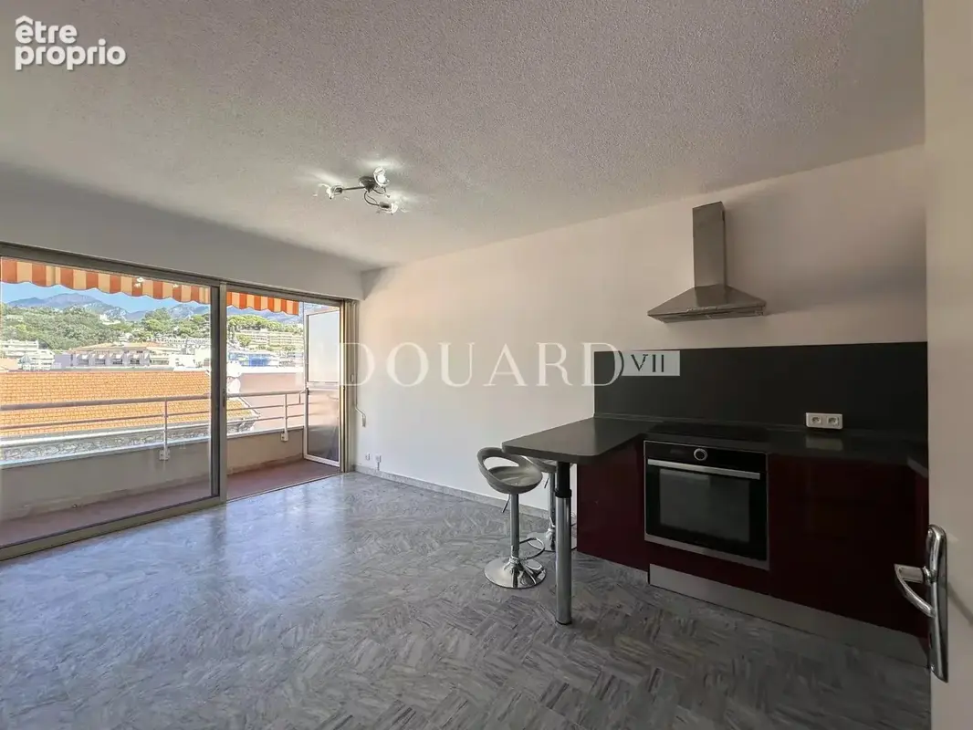 Appartement à ROQUEBRUNE-CAP-MARTIN