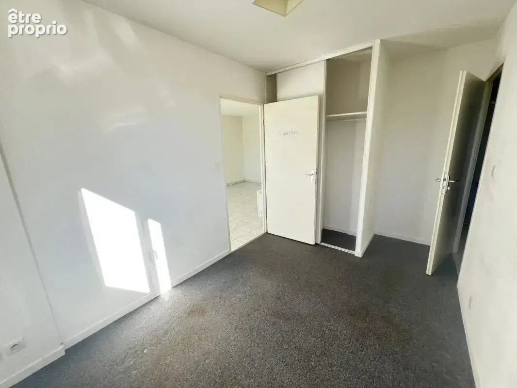 T2 de 43 m2 avec balcon/place parking - photo 3