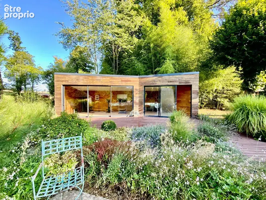 Manoir d'Exception à Sichamps - Charme, Élégance et Parc Arboré de 28 295 m² - photo 3
