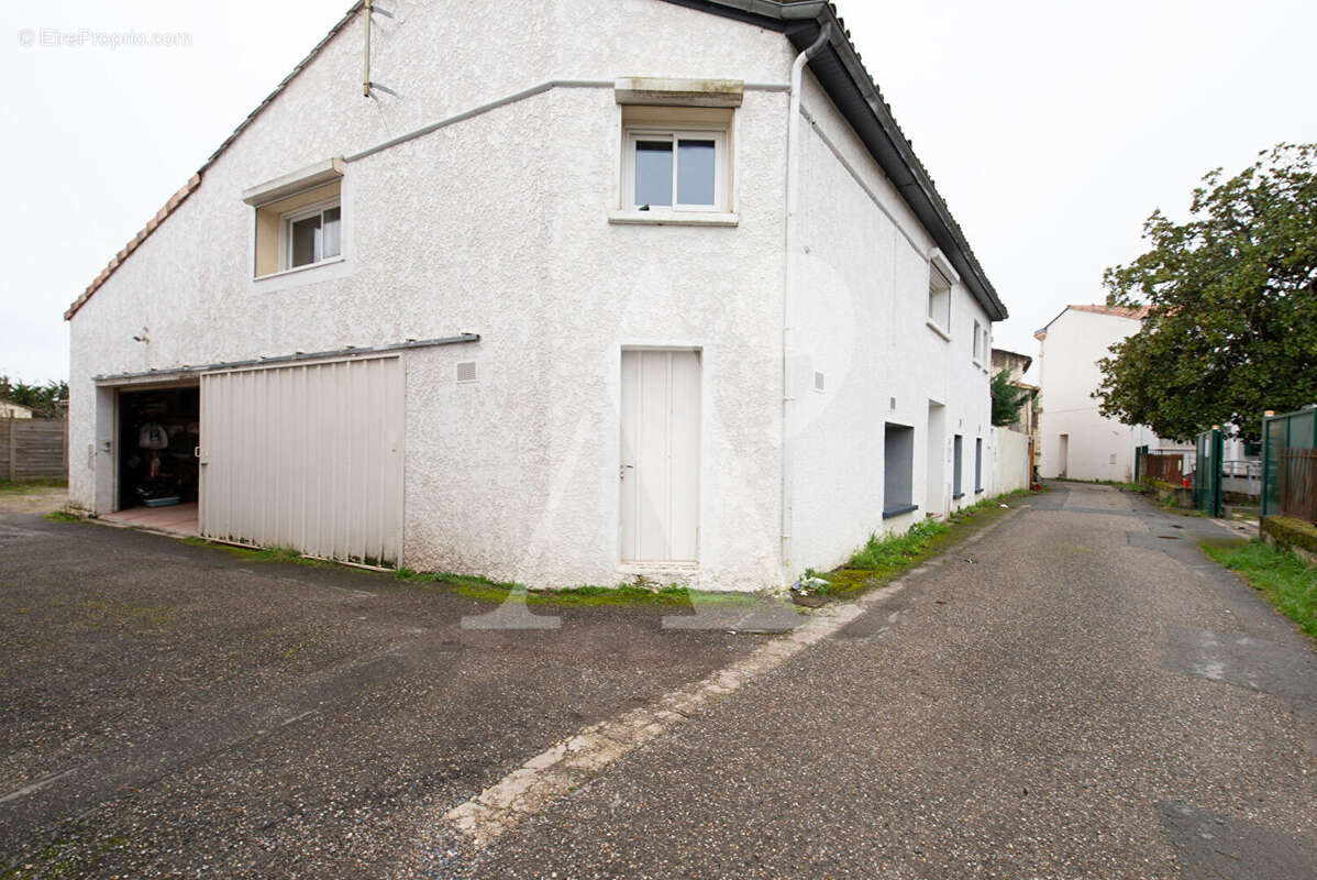 Appartement à LATRESNE