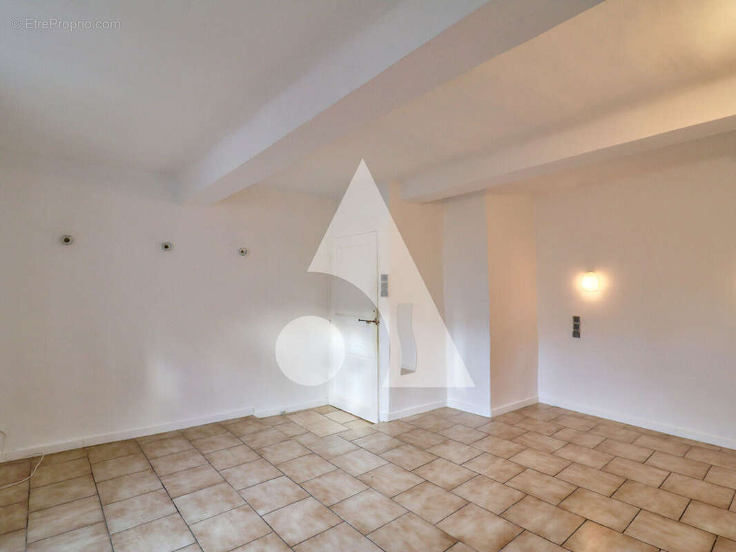 Maison à BEAUMONT-DE-PERTUIS