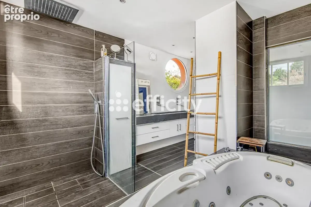 Maison 5 pièces 150 m² à vendre à Pessac (33600) - photo 4