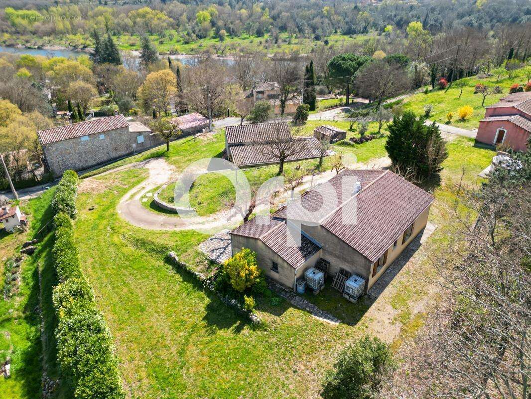 Maison À Vendre avec grange - photo 17