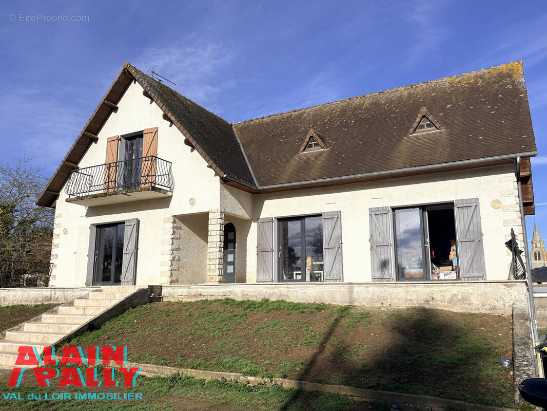 Maison à CLOYES-SUR-LE-LOIR