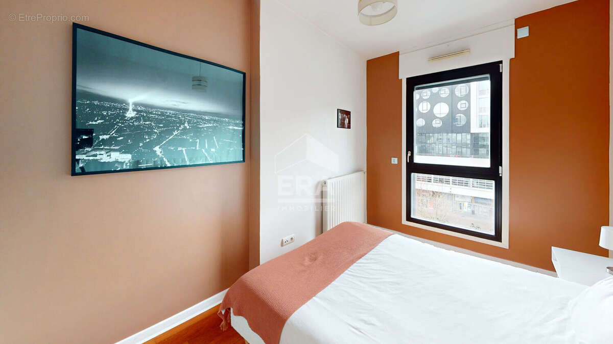 Appartement à PARIS-19E