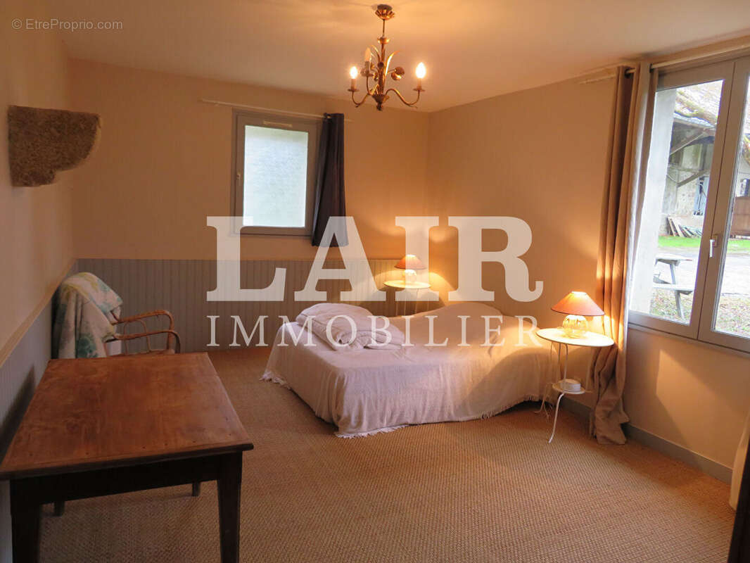 Maison à SAINT-LEONARD-DES-BOIS