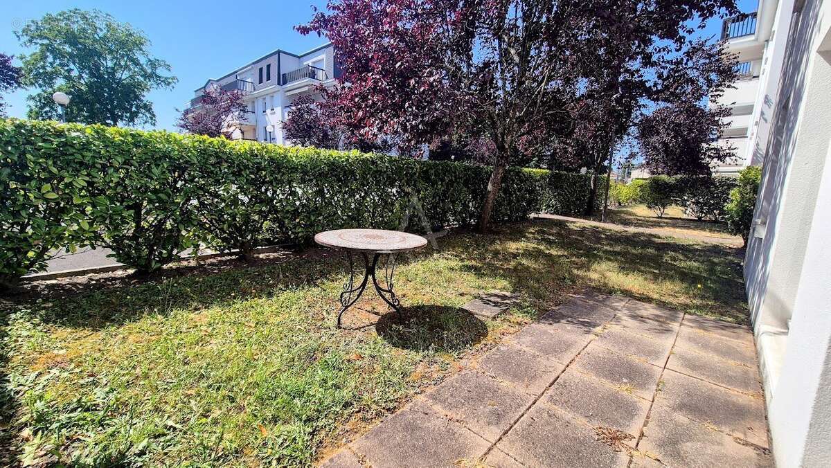 Mérignac limite Caudéran Joli Studio 30 m2 - photo 8