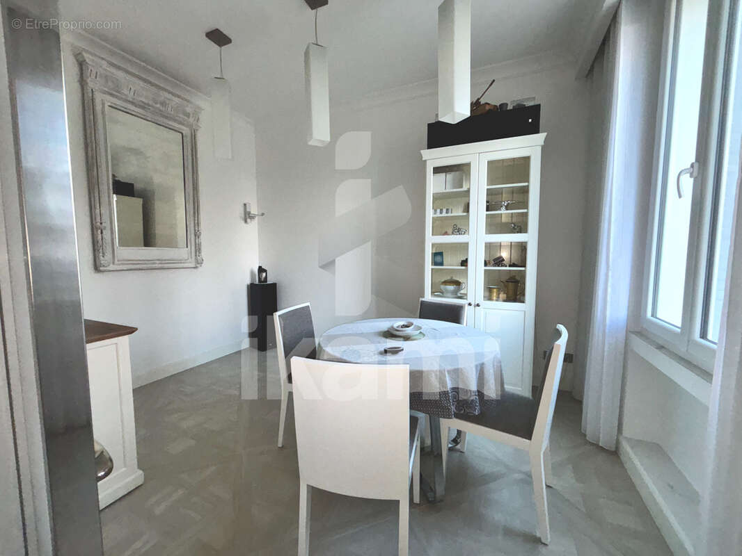 Appartement à SAINT-FONS