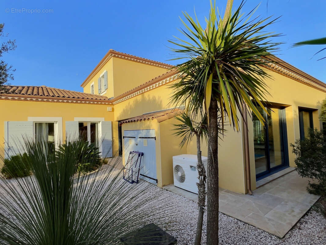 Maison à COLOMBIERS