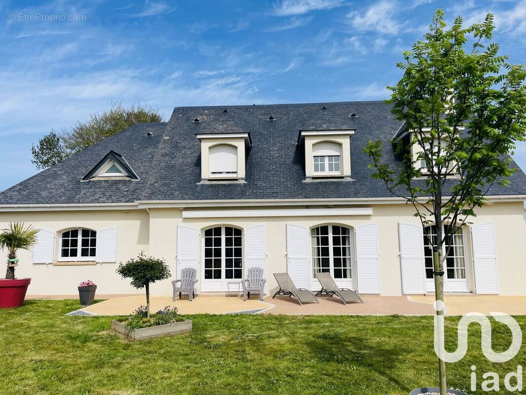 Photo 1 - Maison à SAINT-JOUIN-BRUNEVAL