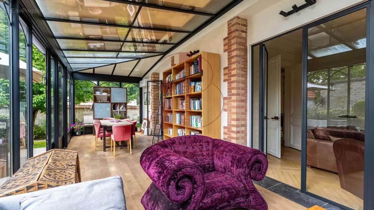 Maison à FONTAINEBLEAU