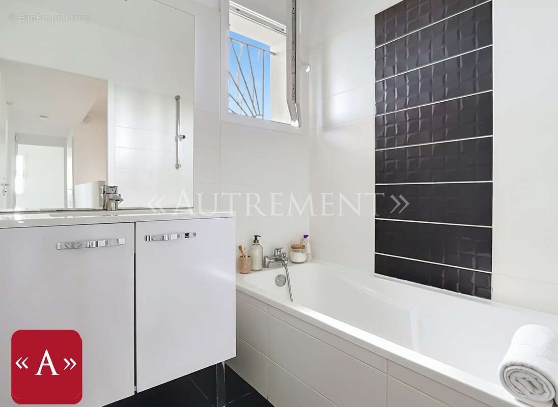 Maison à SAINT-SULPICE