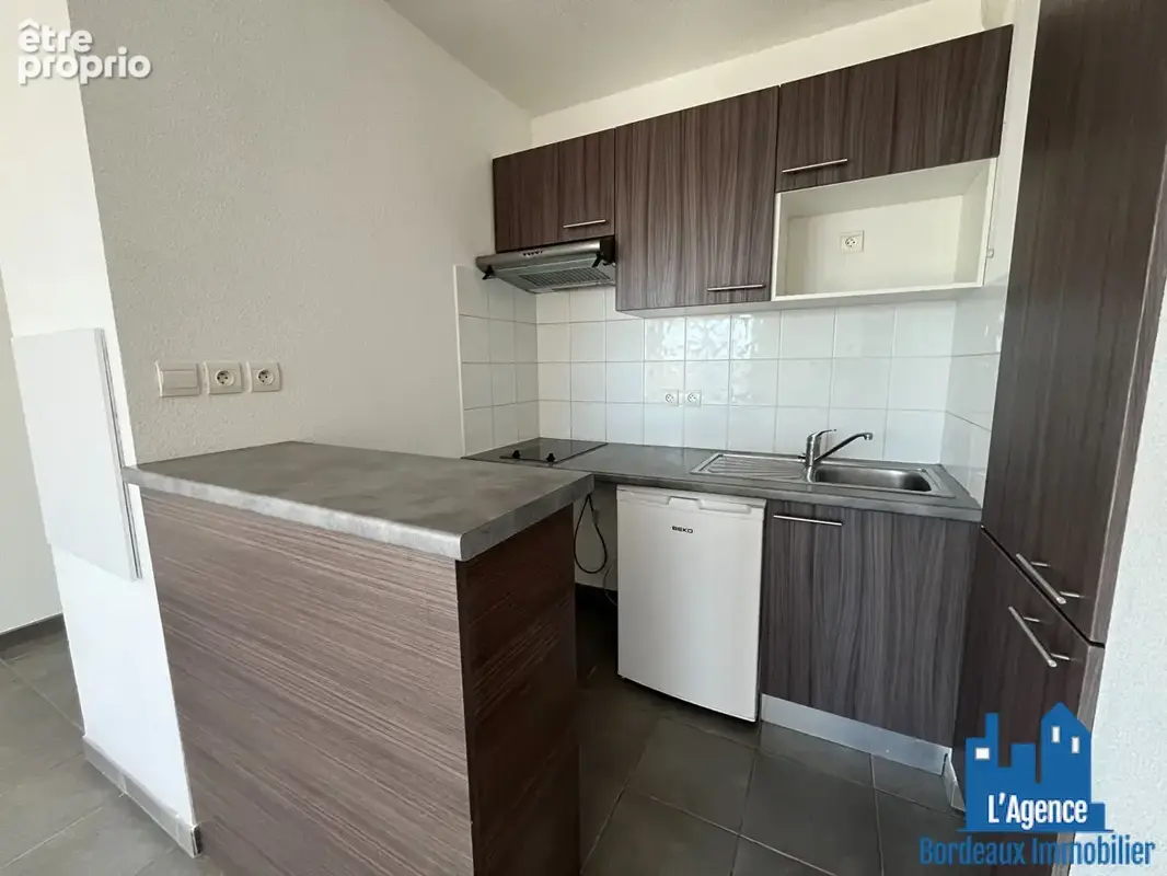 Exclusivité !!! eysines centre - appartement type 2 de 42 m² avec terrasse + place de parking sous-sol. michaël vigier  o6 7o 29 - photo 5