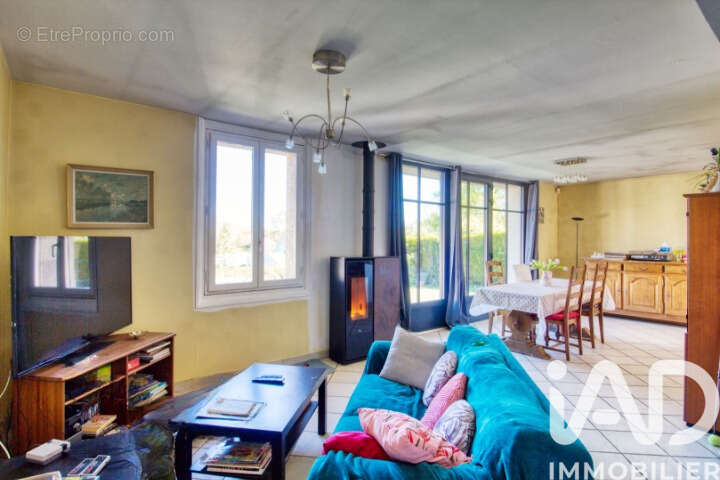 Photo 4 - Maison à VIGNY