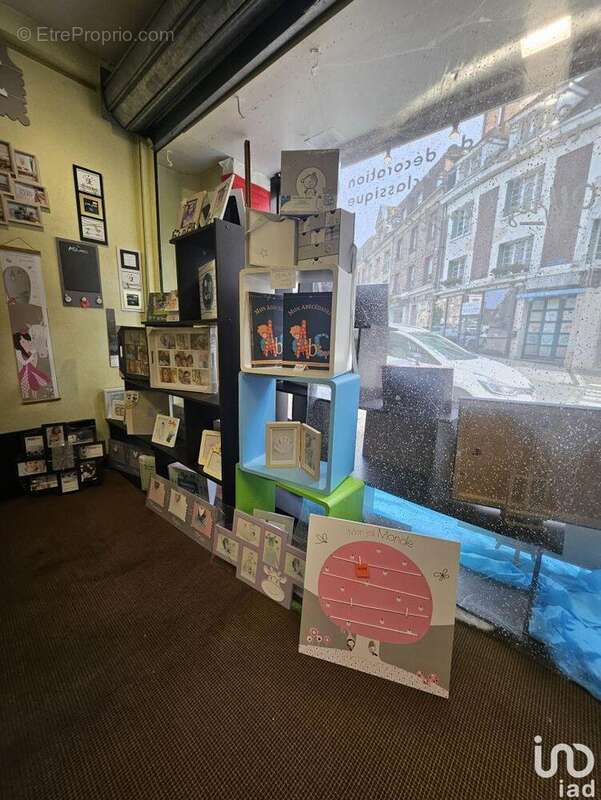 Photo 3 - Commerce à NEUFCHATEL-EN-BRAY