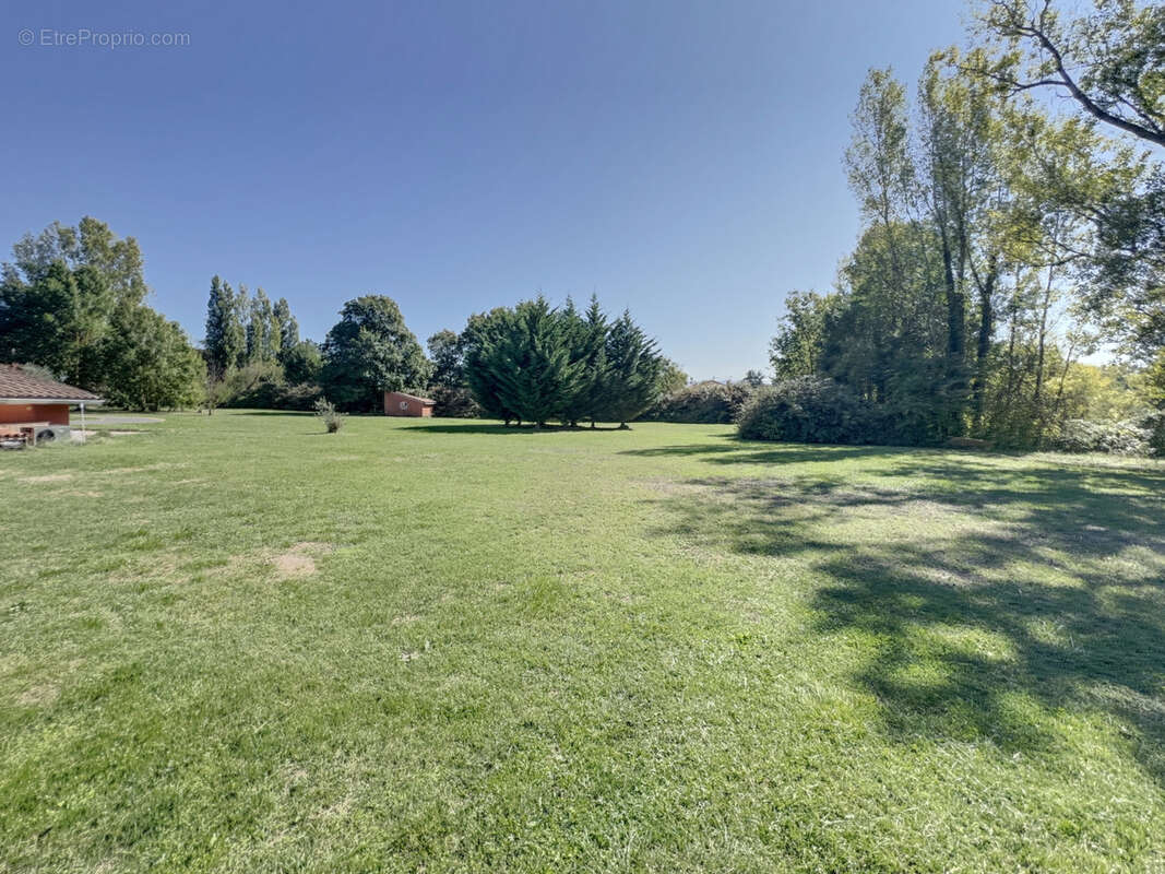 Maison à CAMBOUNET-SUR-LE-SOR