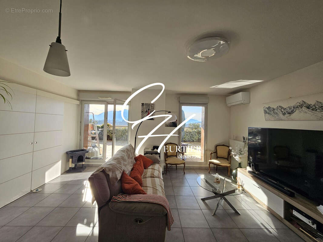 Appartement à VOIRON