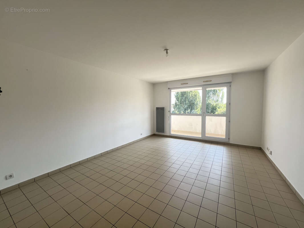 Appartement 3 pièces - 70 m2 avec balcon et garage   Dernier étage   Centre-ville de La Roche-sur-Yon - photo 4