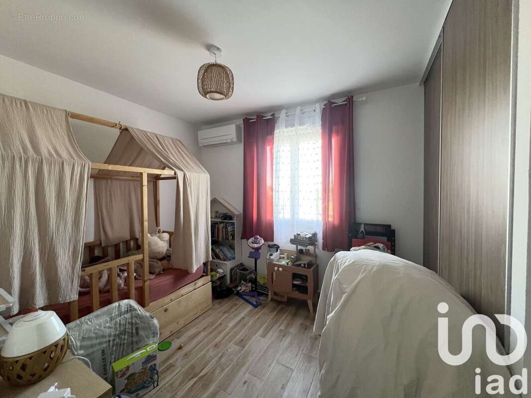 Photo 4 - Maison à BUCHERES