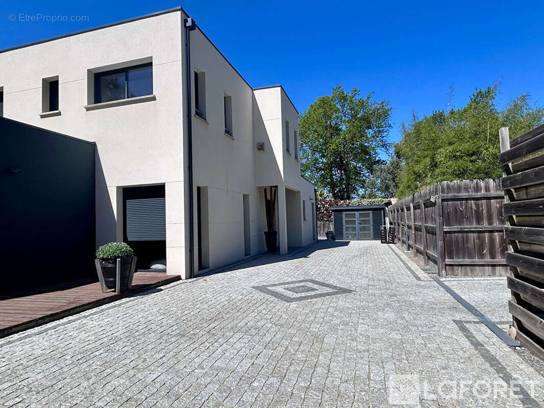 Villa contemporaine La Teste 7 pièces 175m2 - photo 17