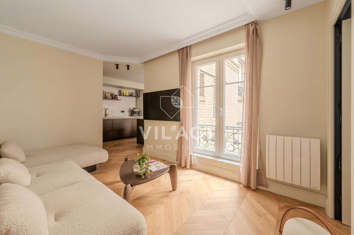 Appartement à PARIS-20E