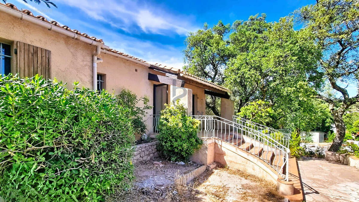 Maison à FREJUS
