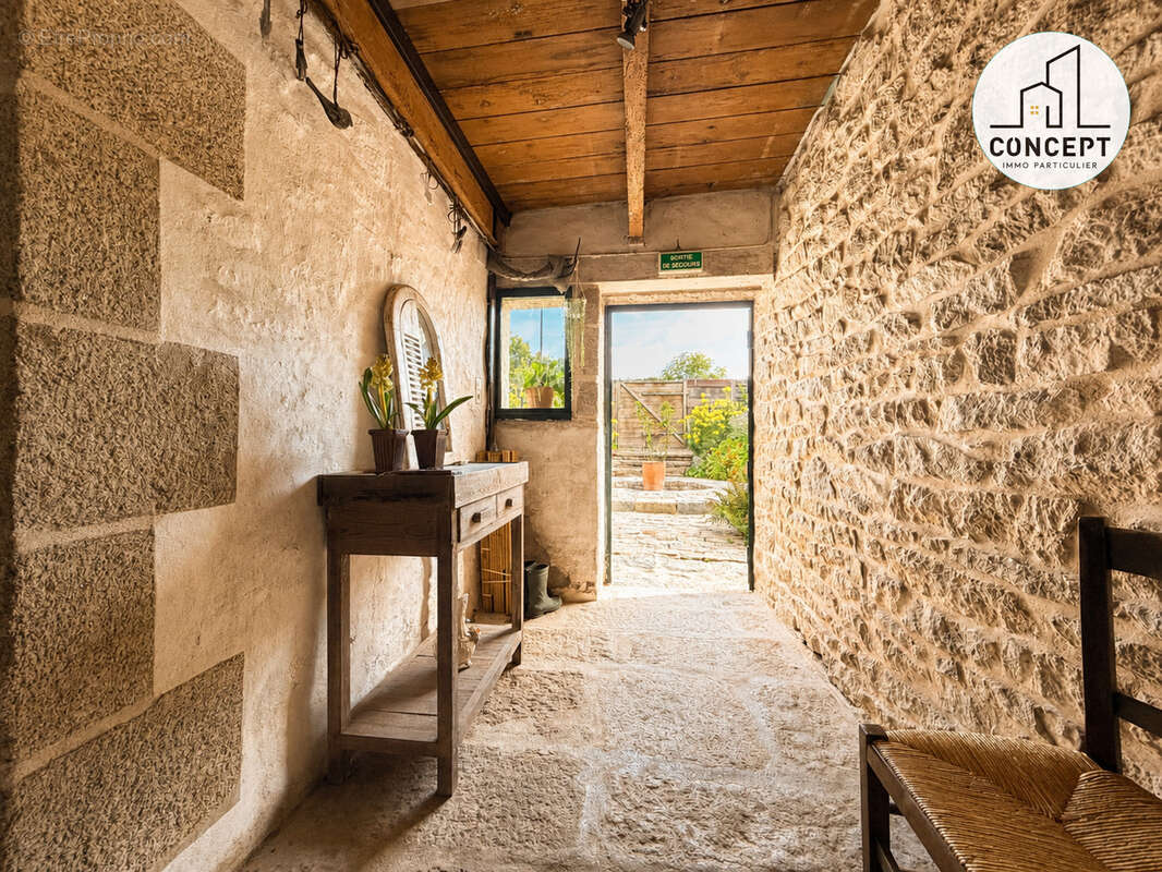# b717 - a vendre - immeuble 205 m2 - tregunc - photo 11